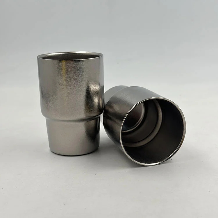 Titanium စပျစ်ရည်ခွက်